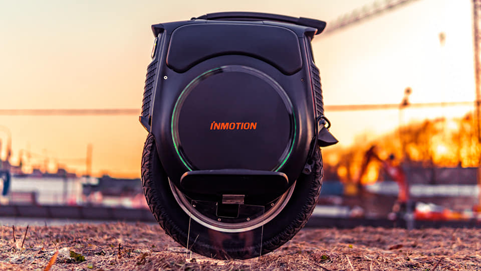Inmotion V12 Electric Unicycle Side View