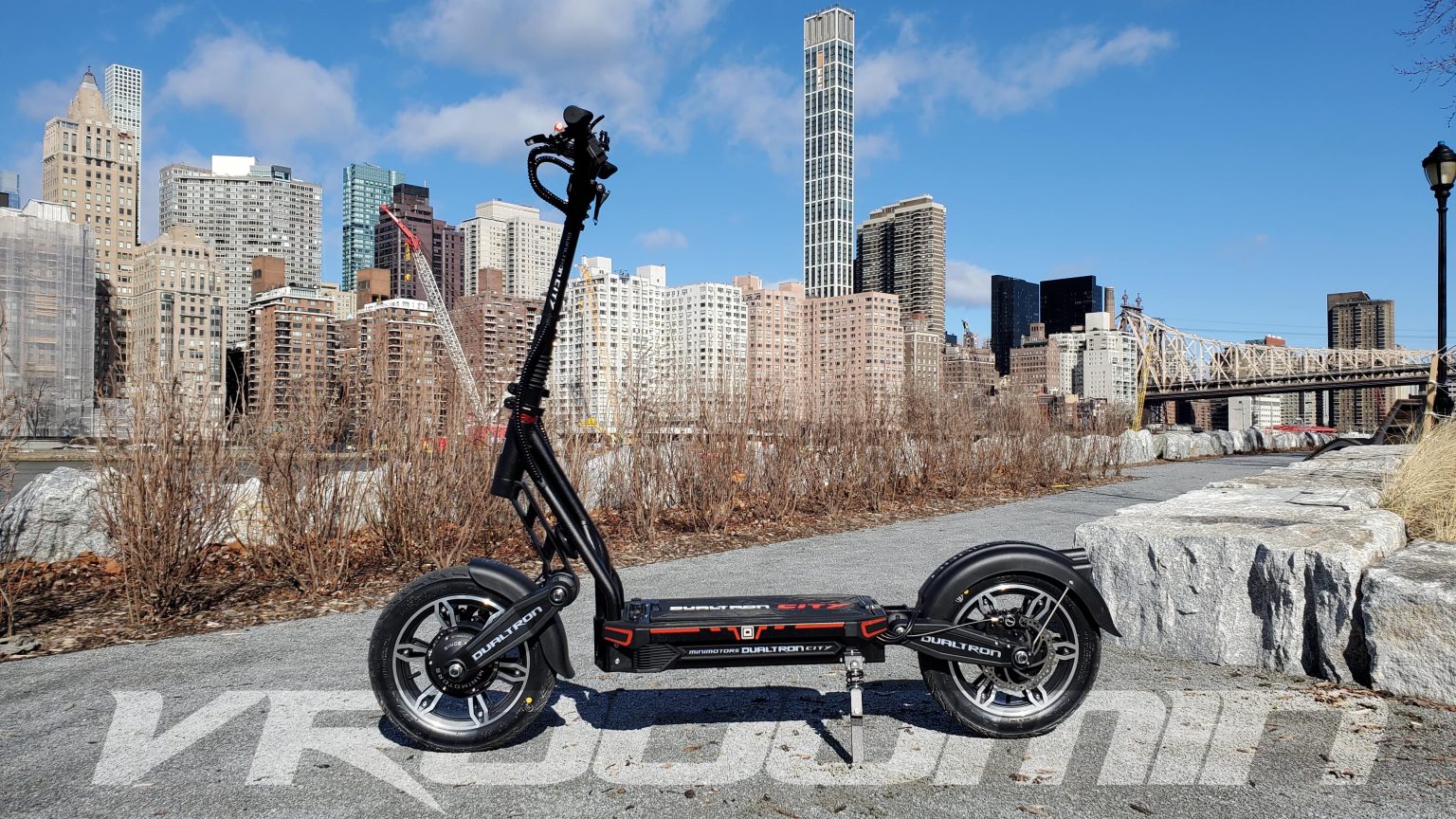 Review of MiniMotor's Dualtron City Electric Scooter - VROOOMIN