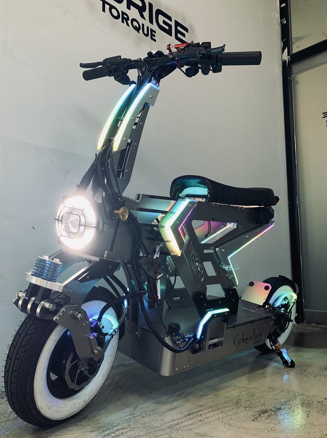 Weped Cyberfold Electric Motorcycle Front