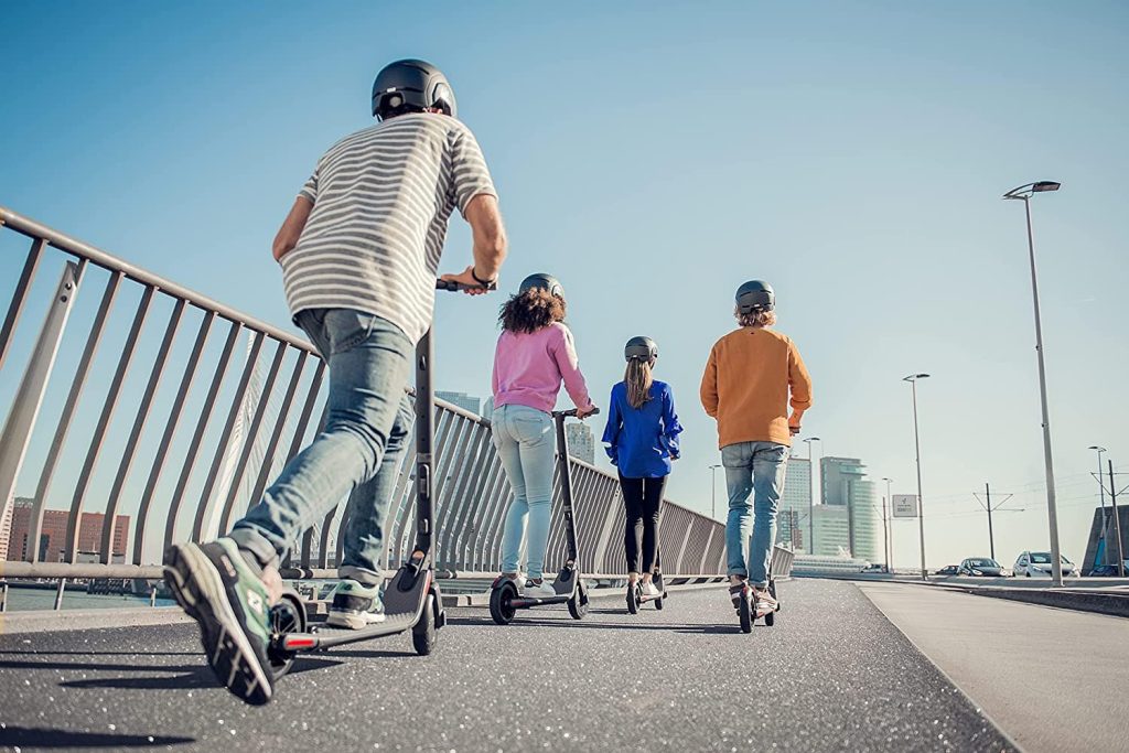 Segway Ninebot ES2 Electric Scooter - Group Ride