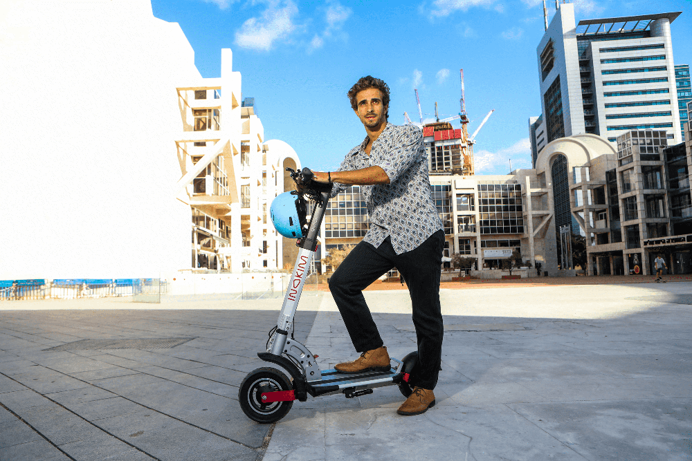 INOKIM Quick 4 Electric Scooter - City Riding