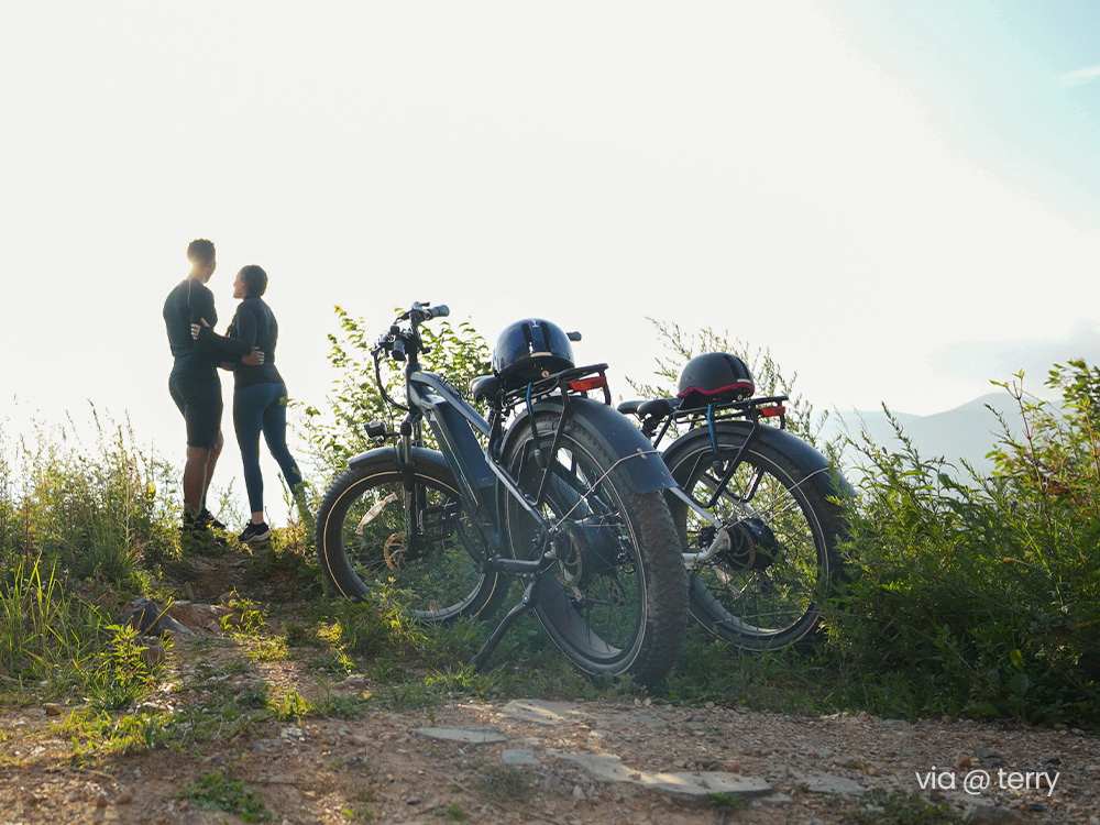 MAGICYCLE E-bikes - Outdoors